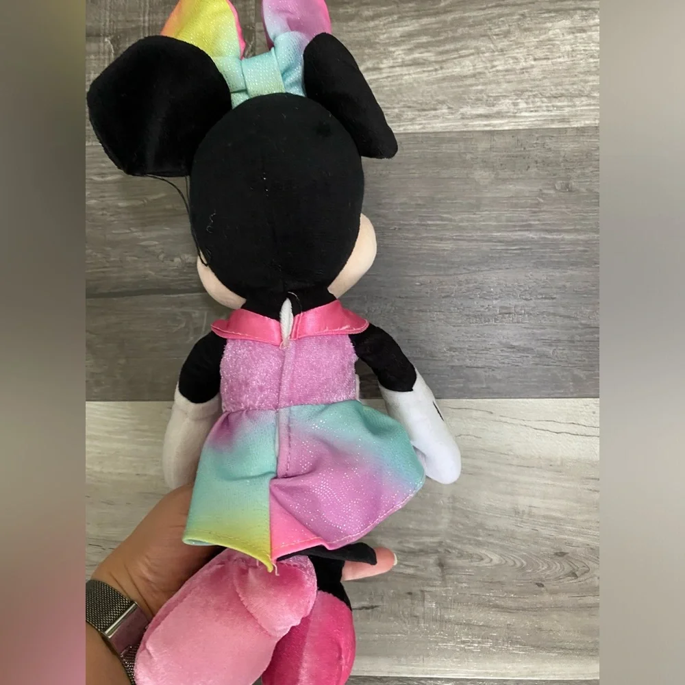 Disney Minnie Mouse Sparkle Rainbow and Sing Plush Toy - Picture 3 of 6